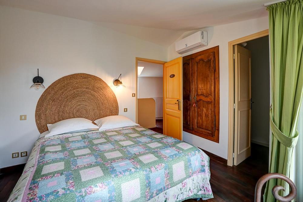 La Chaumiere, Demeure D'Hotes Lauris Exterior foto